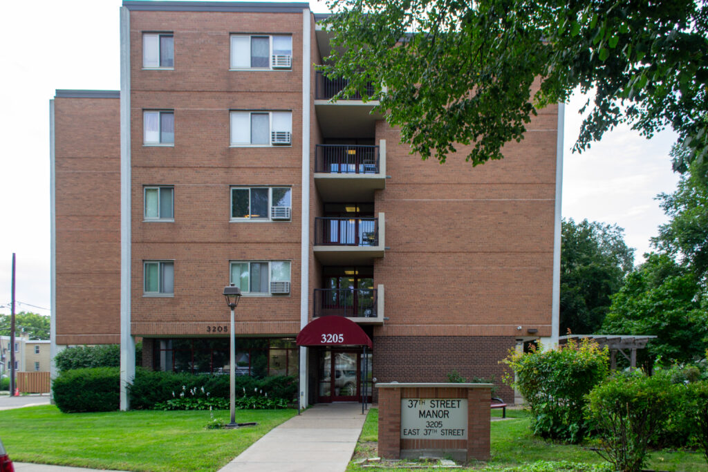 37th Street Manor