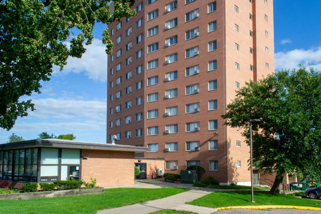 Hiawatha Towers Apartments