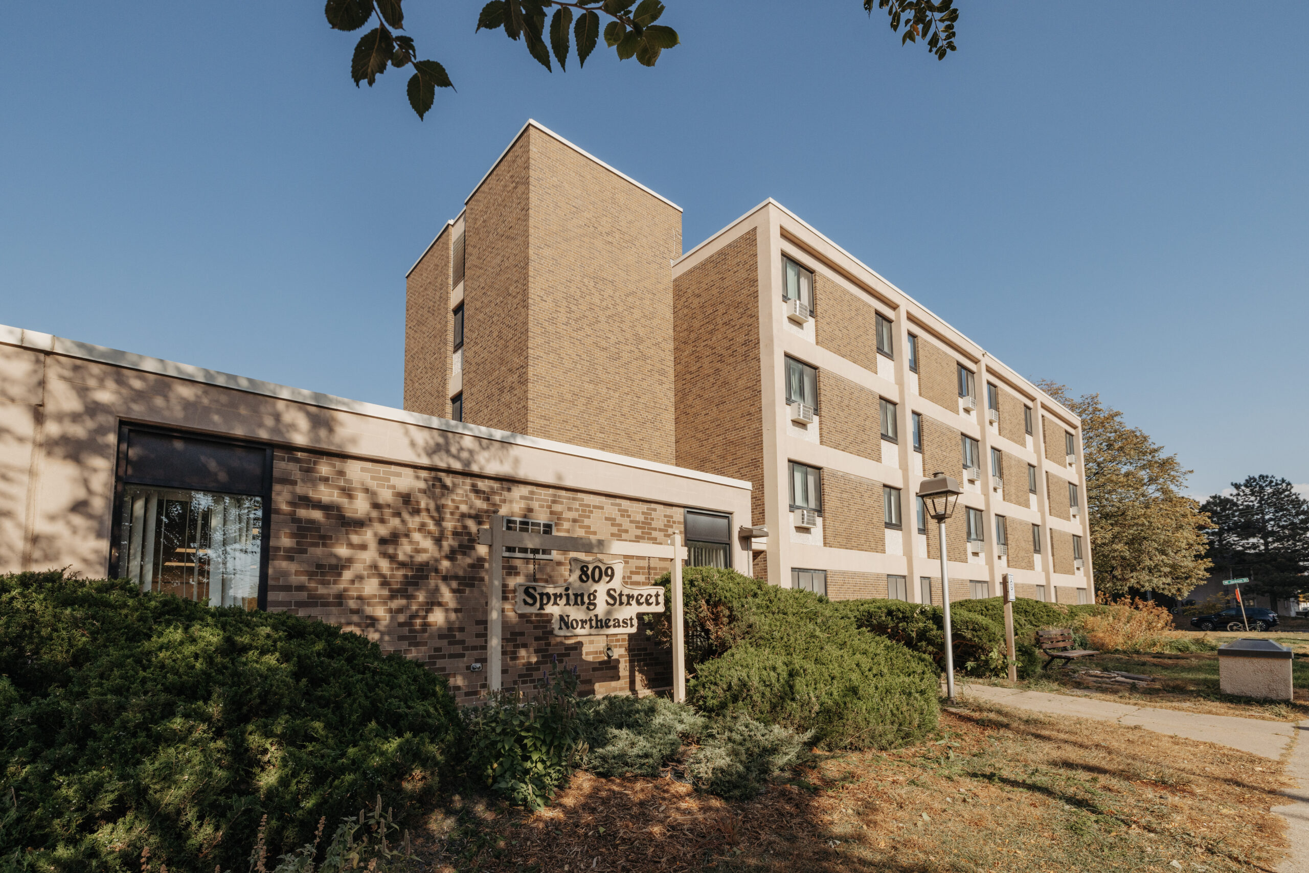 Spring Manor